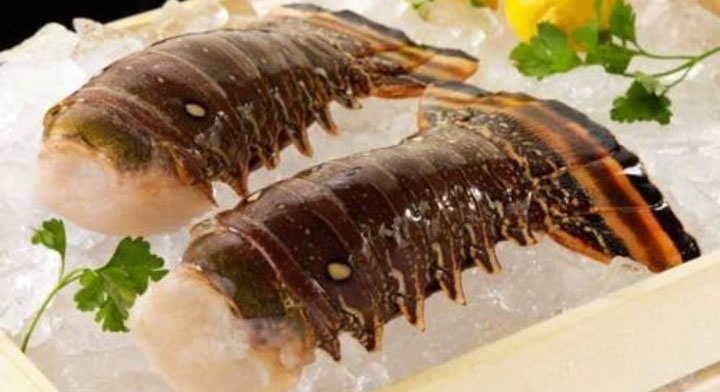 How to Cook Frozen Lobster Tails