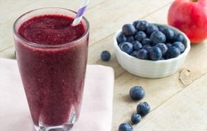 BLUEBERRY APPLE SMOOTHIE