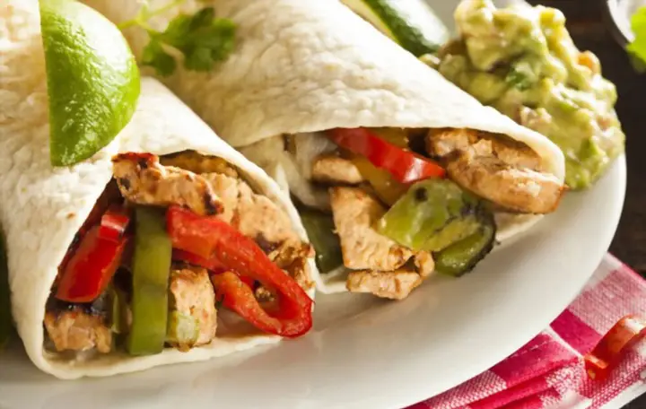 Applebee's Chicken Fajita Rollup