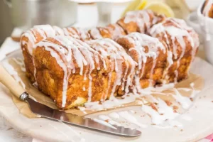 Dollywood Cinnamon Bread