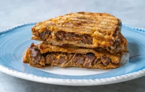 Waffle House Texas Cheesesteak Melt Recipe