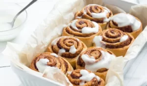 Ann Sather Cinnamon Rolls