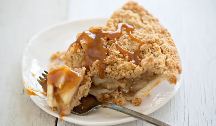 Dutch Apple Pie with Graham Cracker Crust